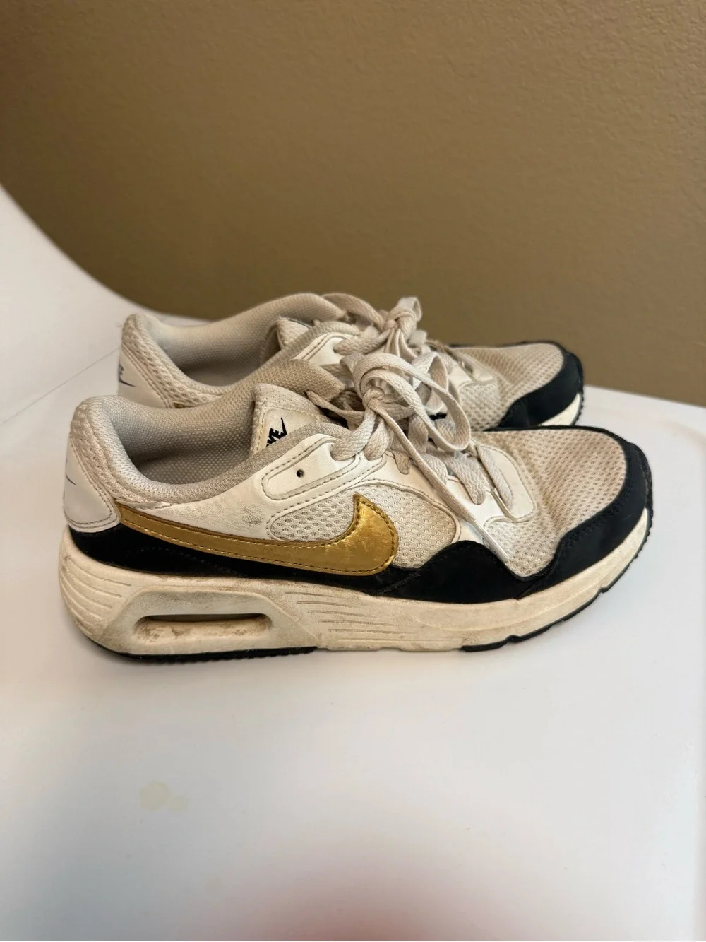 Nike Air Women's Sneakers Size 6.5 Beige Black Gold Swoosh